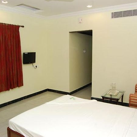 Shri Perumal Inn 蓬蒂切里 客房 照片