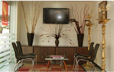 Shri Perumal Inn 蓬蒂切里 外观 照片